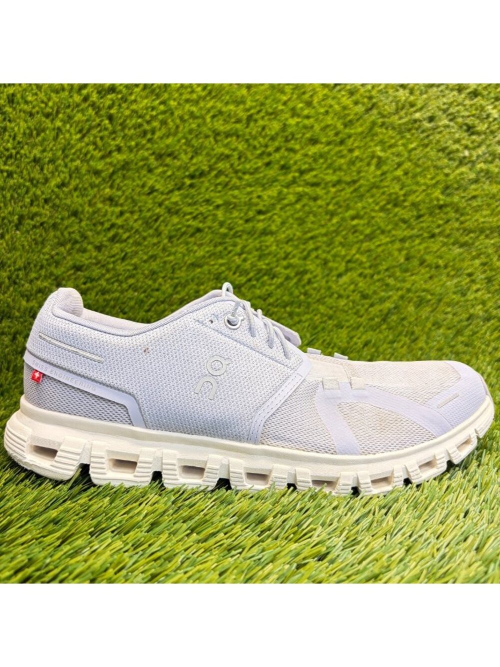 On Cloud 6 Womens Size 9 Lilac White Athletic Running Walking Shoes Sneakers